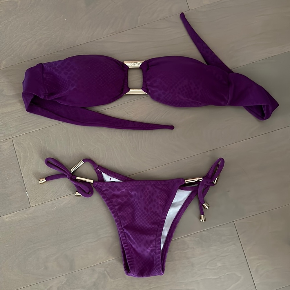 Never worn Guria Brazilian bikini - XS